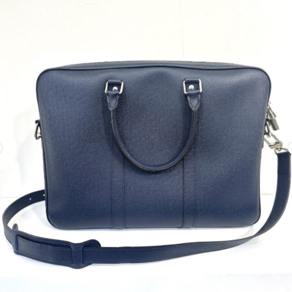 OPEN BOX Louis Vuitton Porte-Documents Voyage Dark Blue Case Taiga Leather PM -